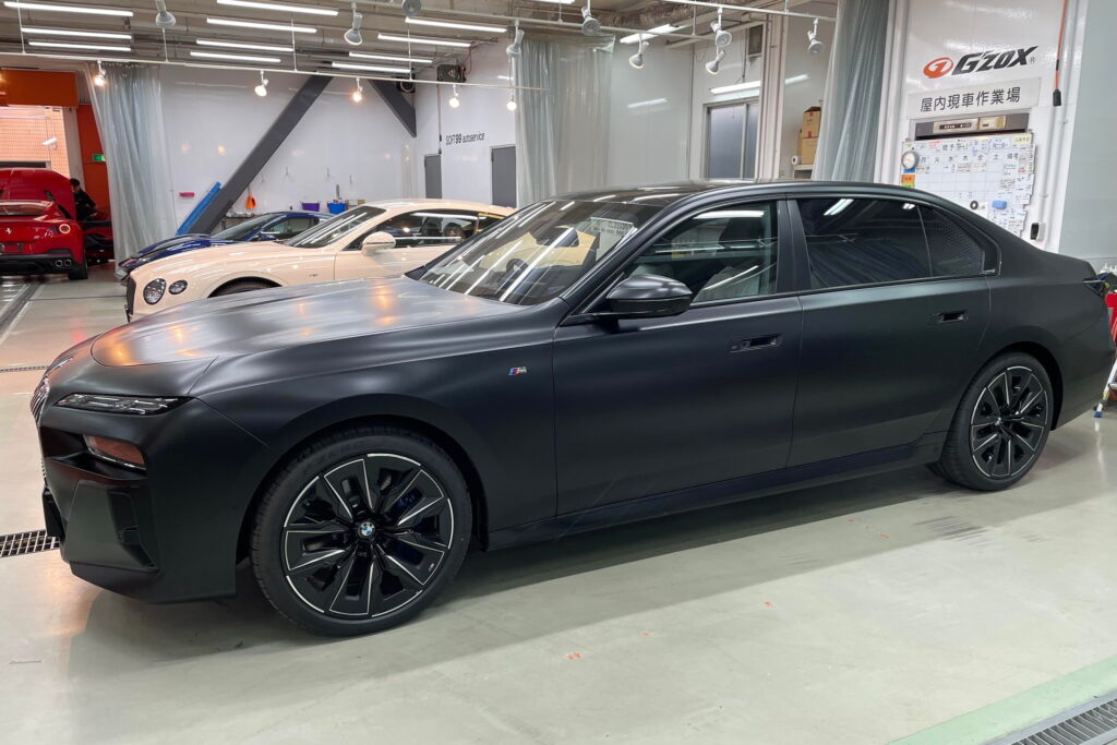 ◇BMW 740i｜プロテクションフィルム施工｜マットブラック化